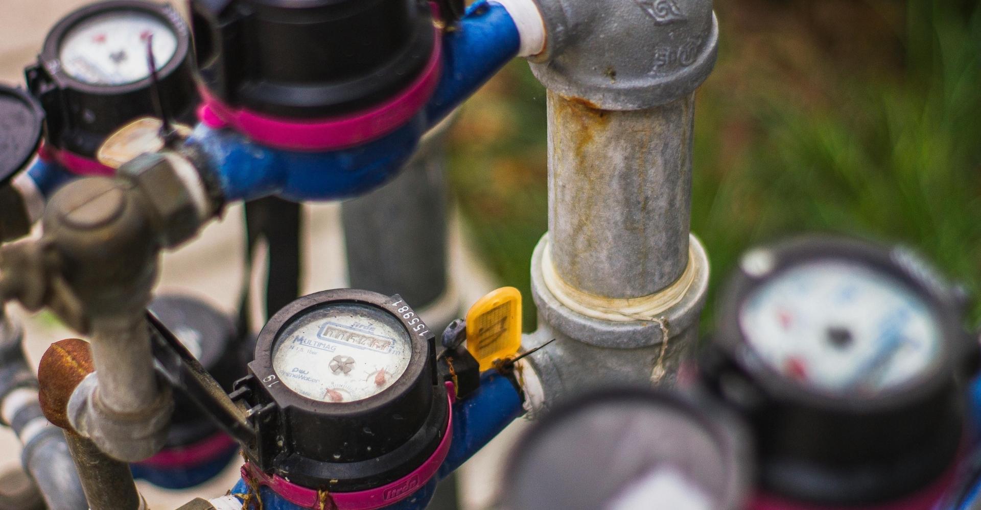 High water pressure image